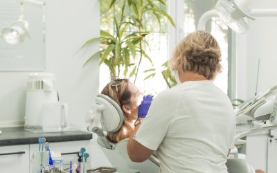 Імплантація зубів: Установка зубних імплантів у Кременчуці